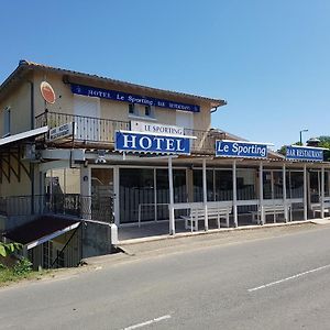 Hotel Le Sporting Beaumont-sur-Leze Exterior photo