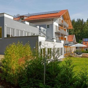 Wellnesshotel deine Auszeit Achslach Exterior photo