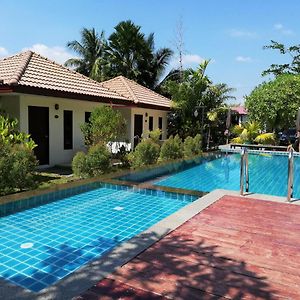 Laemsai Resort Landkreis Landkreis Thalang Exterior photo