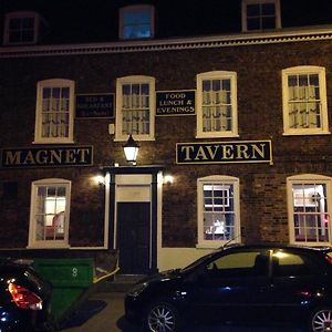 Bed and Breakfast The Magnet Tavern Boston Exterior photo