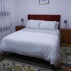 Bed and Breakfast Vivenda Das Flores Macedo de Cavaleiros Exterior photo