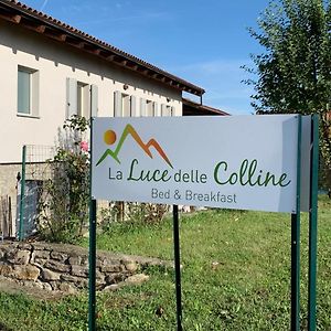 Bed and Breakfast La Luce Delle Colline Serravalle delle Langhe Exterior photo