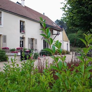 Bed and Breakfast Le Repos Coquelicot Montillot Exterior photo