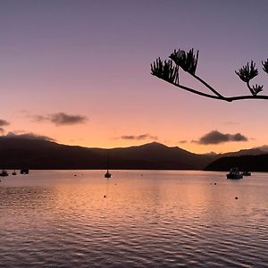 Villa Love Akaroa Retreat Exterior photo