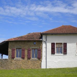 Bed and Breakfast Ancienne Ecole Cazaux-Villecomtal Exterior photo