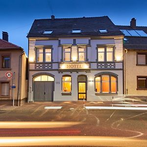 Hotel Phönix Berghausen  Exterior photo