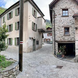 Bed and Breakfast Bnb Ca Di Sciavatin San Vittore Exterior photo