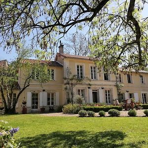 Bed and Breakfast Le Domaine Des Platanes Bourg-Charente Exterior photo