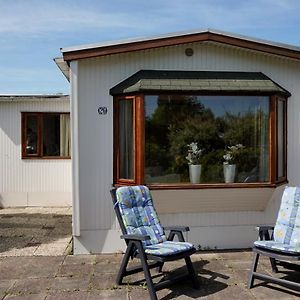 Villa Chalet At A Holiday Park In Opmeer Near Amsterdam Exterior photo