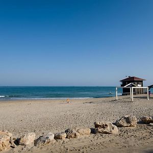 Ferienwohnung Luminous Sea Haifa Exterior photo