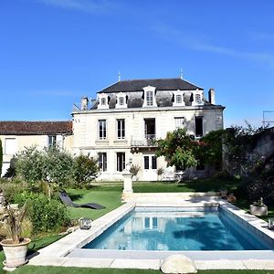 Bed and Breakfast Les Hirondelles Fleac Exterior photo