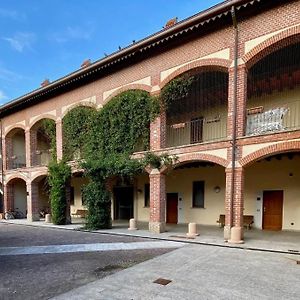 Aparthotel Cascina San Giovanni Arcore Exterior photo