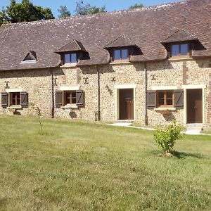 Bed and Breakfast Domaine De Gentilly Saint-Maurice-lès-Charencey Exterior photo