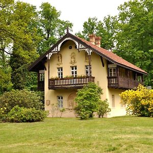 Ferienwohnung Kavalierhaus im Rhododendronpark Kromlau Gablenz Exterior photo