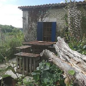 Ferienwohnung Au Bout Du Chemin Bouteilles-Saint-Sébastien Exterior photo