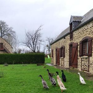 Hotel Maison Moomoons Vaubadon Exterior photo