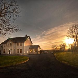 Villa Knockalla Luxury Property With Hot Tub Suitable For Families Portadown Exterior photo