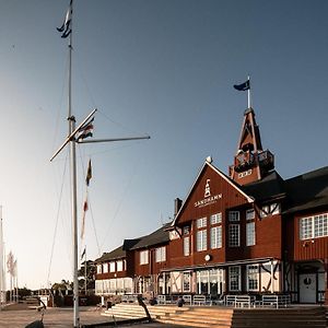 Sandhamn Seglarhotell Exterior photo