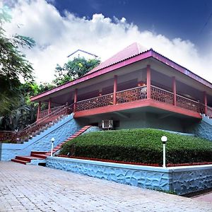 Hotel Outpost@Alibaug Alībāg Exterior photo