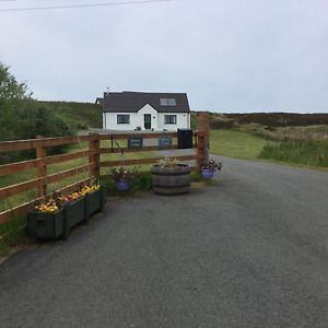 Villa Hillside Dunvegan  Exterior photo