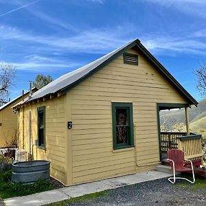 Priest Station Cafe & Cabins Groveland Exterior photo