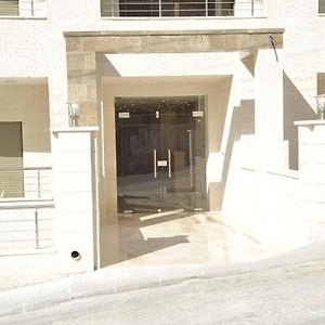 Amazing One Bedroom Apartment In Amman Elwebdah 6 Exterior photo