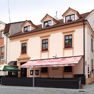 Hotel Penzion Chalupa U Mestske Brany Vyškov Exterior photo