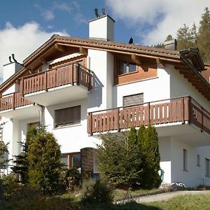 Ferienwohnung Renovated 3 5 R Apart in Ruschein near Laax Flims Exterior photo