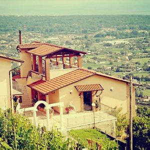 Bed and Breakfast Bellavista Versilia Pietrasanta Exterior photo