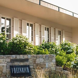 Bed and Breakfast Weingut SILVIA HEINRICH Deutschkreutz Exterior photo