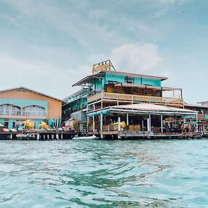 Hotel Selina Bocas Del Toro Exterior photo