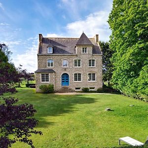 Bed and Breakfast Maison Boulvern Plomodiern Exterior photo