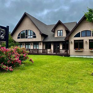 Hotel Auberge MicKy Inc Edmundston Exterior photo