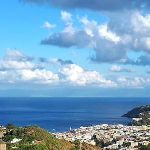 Bed and Breakfast Casa Tra Cielo E Mare Lipari  Exterior photo