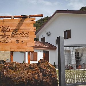 Bed and Breakfast Le Radici Laviano Exterior photo