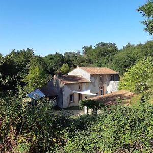 Hotel Grand Gite Dans Son Ecrin De Nature Saint-Laurent-du-Mottay Exterior photo