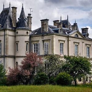 Villa 24 Heures Du Mans. Chateau Aux Portes Du Circuit Moncé-en-Belin Exterior photo