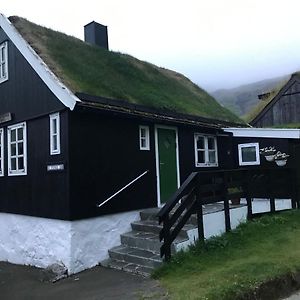 Holiday Cottage In Tjornuvik Exterior photo