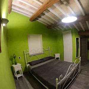 Bed and Breakfast Bed&Breakfast Dal Tenente SantʼAngelo in Vado Exterior photo