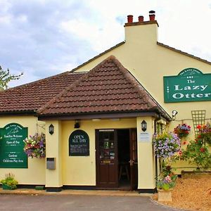 Bed and Breakfast The Lazy Otter Stretham Exterior photo