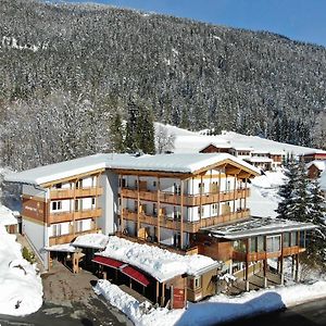 Hotel Arlbergerhof Vital Weissensee Exterior photo