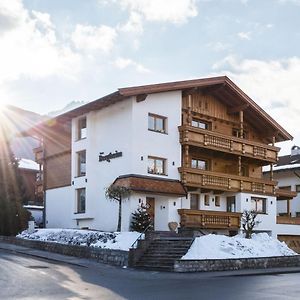 Hotel Pension Bergheim Reith im Alpbachtal Exterior photo