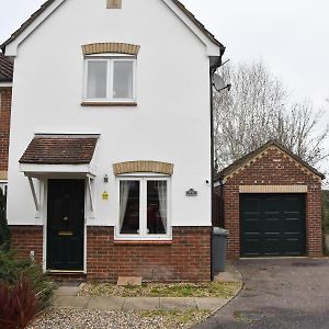 Villa Broadgate House Norwich Exterior photo