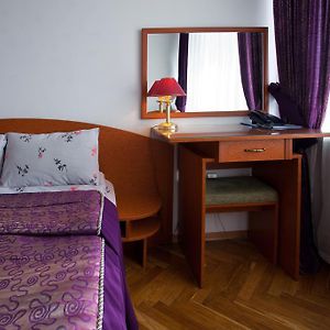 Hetman Hotel Lemberg Room photo