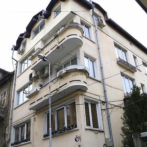 Ferienwohnung Dauntaun Veliko Ternovo Weliko Tarnowo Exterior photo