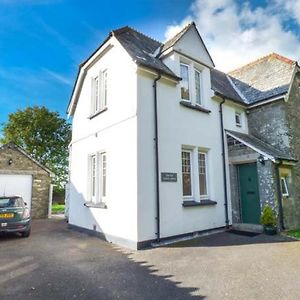 Villa The Old School House Launceston Exterior photo