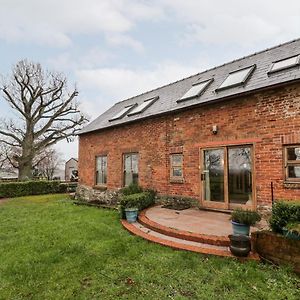 Villa The Granary Raglan Exterior photo