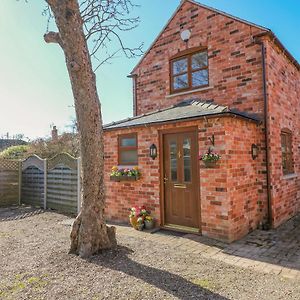 Villa The Stable Lincoln Exterior photo