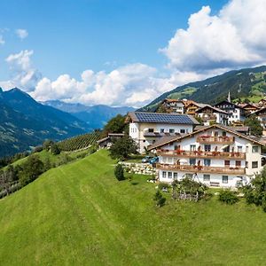 Gasserhof Garni&Apartment Schenna Exterior photo