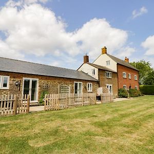 Villa Oak Barn Daventry Exterior photo